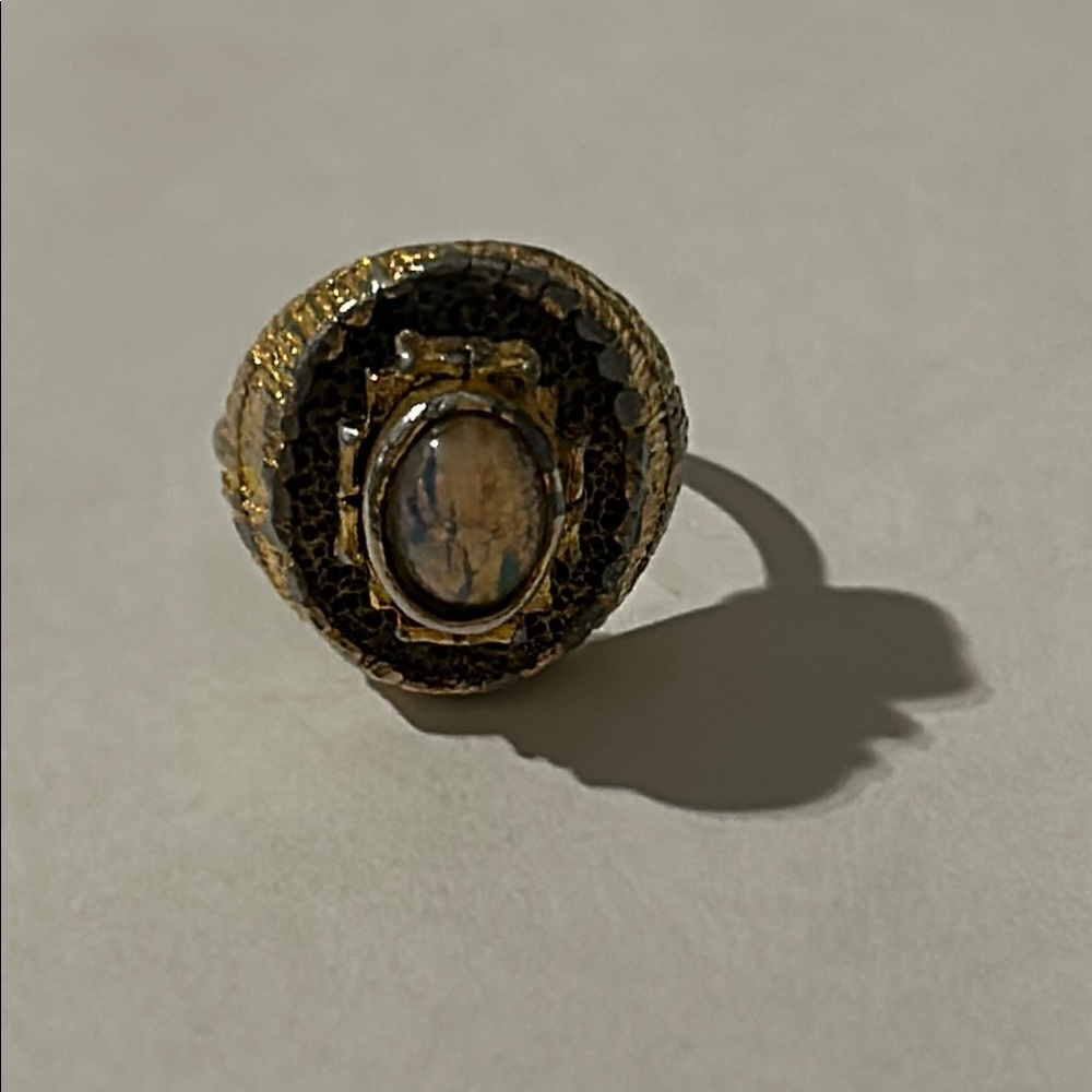 Elegant Gold Vogue and silver Women's Ring , adjustable vintage condition